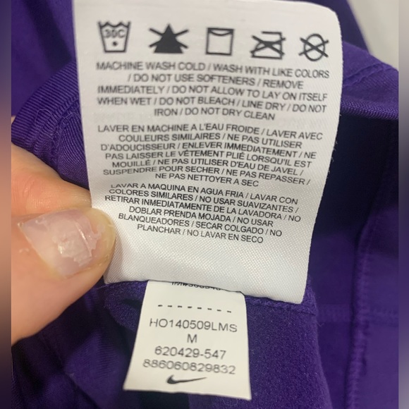 Nikepro dri fit long sleeve top with thumb holes - Picture 2 of 5